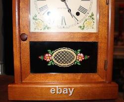 Vintage SETH THOMAS SHARON 7W WALNUT MANTEL CLOCK with Quartz Battery Works