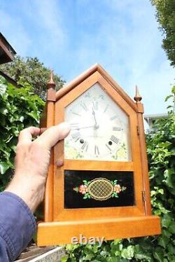 Vintage SETH THOMAS SHARON 7W WALNUT MANTEL CLOCK with Quartz Battery Works