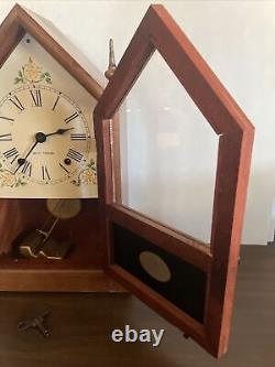 Vintage Seth Thomas 8-Day Chime Steeple Mantle Clock Working with Key