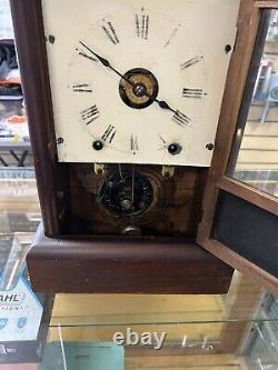 Vintage Seth Thomas Cottage Clock -Runs