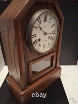 Vintage Seth Thomas Country Cottage Mantle Clock. Gorgeous