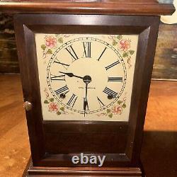 Vintage Seth Thomas Mantle Clock Very Nice! Chimes Half And Hour Works Great