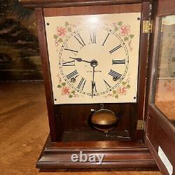 Vintage Seth Thomas Mantle Clock Very Nice! Chimes Half And Hour Works Great