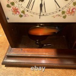 Vintage Seth Thomas Mantle Clock Very Nice! Chimes Half And Hour Works Great