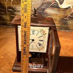 Vintage Seth Thomas Mantle Clock Very Nice! Chimes Half And Hour Works Great