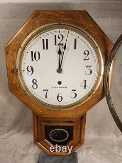 Vintage Seth Thomas Oak Cabinet Pendulum Wall Clock Key Wind