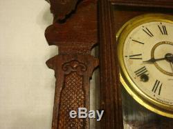 Vintage Seth Thomas USA Wood Gingerbread Mantle Shelf CLOCK Face & Wings Design