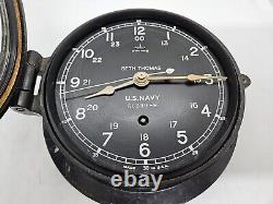 Vintage Working SETH THOMAS WWII U. S. NAVY Nautical Porthole Bakelite Ship Clock