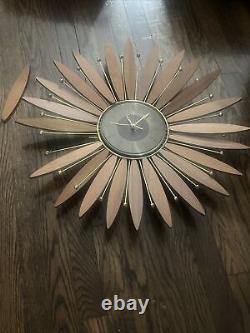 Vtg 60s Starburst Wall Clock Seth Thomas Sunburst Mid Century Modern MCM FLAW