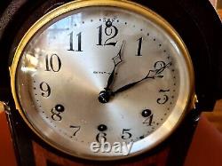 Vtg SETH THOMAS #124 Westminster Chime Mantle Clock works well