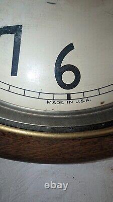 Vtg Seth Thomas 17 Quartersawn Oak Wood Case Electric Wall Clock Needs Cord