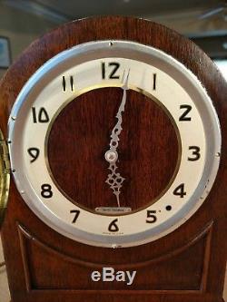 Vtg Seth Thomas mahogany Round top electric Mantle/ Shelf Clock with Westminster